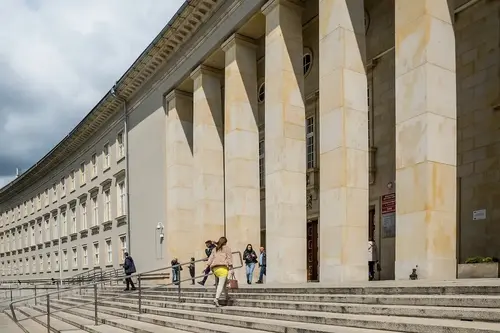 Wojewódzki urząd we Wrocławiu: adres, rejestracja i składanie dokumentów