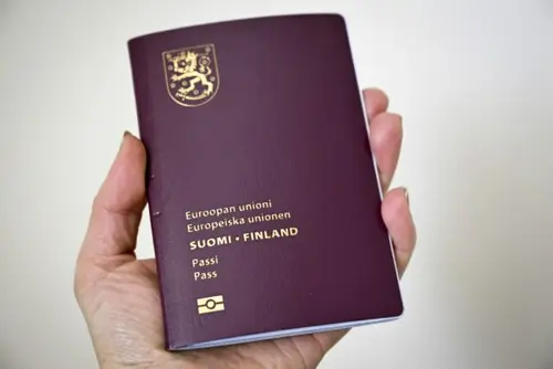 Довгострокове перебування у Фінляндії та шлях до ПМЖ (Pysyvä oleskelulupa)