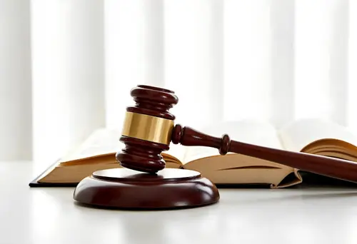 Вибір застосовного права і юрисдикції в транскордонних контрактах