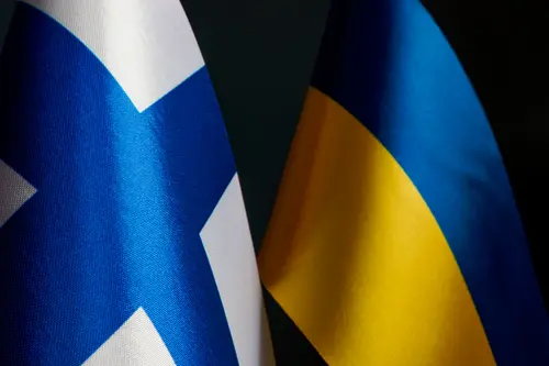 Miten ukrainalainen voi saada oleskeluluvan Suomessa tilapäisen suojelun jälkeen?