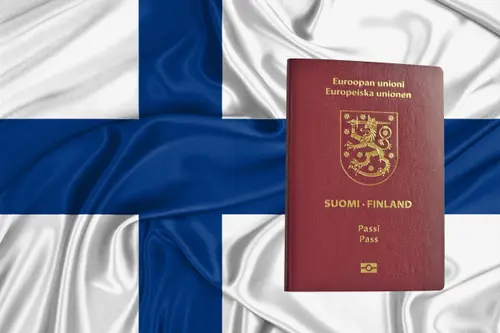 Lasketaanko tilapäinen suojelu pysyvän oleskeluluvan saamisen ajanjaksoon Suomessa?
