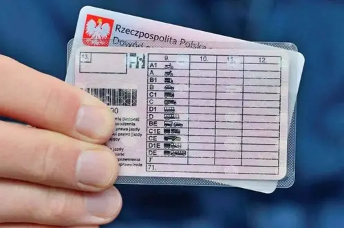 Ukrajinská řidičská oprávnění již v Polsku neplatí? Nové požadavky roku 2026